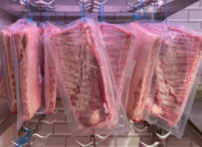 Tips Menyimpan Daging Babi Segar agar Awet tapi Tetap Berasa Fresh