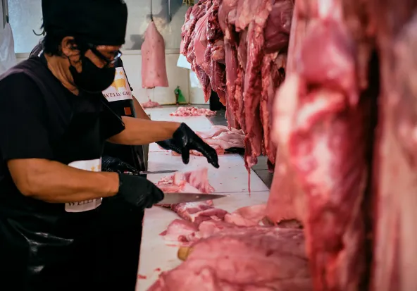 Other Information Distributor daging babi berkualitas dengan standar higienis tinggi ~blog/2025/9/30/butcher 