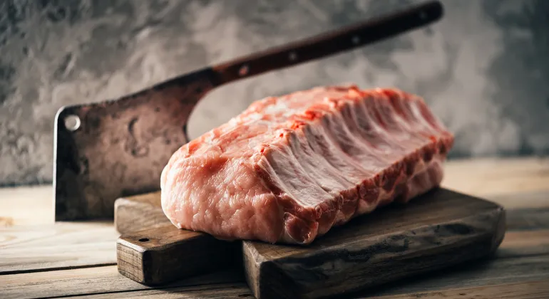 Harga Daging Babi Hari Ini Jelang Natal, Tahun Baru & Imlek 2025