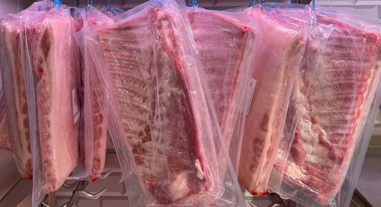 Supplier Daging Babi Terpercaya: Cara Memilih Suplai Berkualitas untuk Bisnis Kuliner Anda