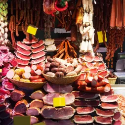 Perbandingan Harga Daging Babi Imlek vs Natal  Kenapa Harganya Bisa Berbeda